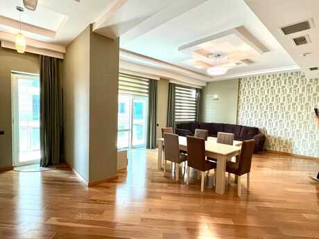 Сдаётся 3-комнатная квартира в новостройке, İçəri Şəhər, 160 м², 1 700 AZN/мес, фото 2 / 11