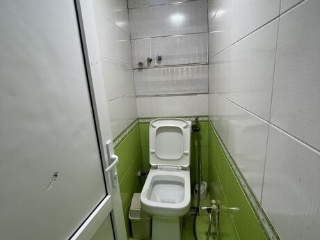 Продаётся 3-комнатная квартира в старом фонде, Bakıxanov, 70 м², 99 000 AZN, фото 5 / 10