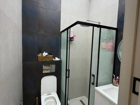 2-room new-build apartment for rent in 28 May, 65 m², 1 000 AZN/mo, photo 5 / 6