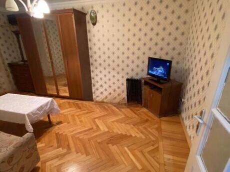 2 otaq · 32 m² · 5/5 mərtəbə, İnşaatçılar