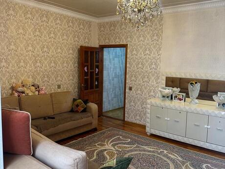 Elan №6561673 - Bakı, Badamdar q., 2 otaqlı, 65 m², 1/5 mərtəbə
