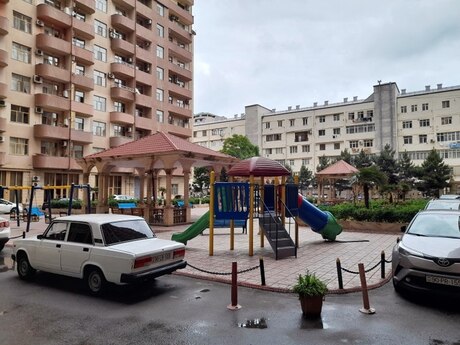 4 otaq · 150 m² · 8/15 mərtəbə, 28 May