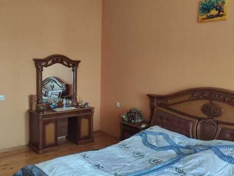 Mərdəkanda 6 otaqlı həyət evi satılır, 320 m², 450 000 AZN, şəkil 4 / 12