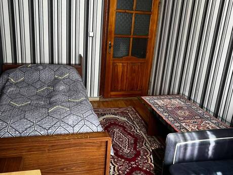 3-room old-build apartment for sale in Memar Əcəmi, 65 m², 196 000 AZN, photo 5 / 12