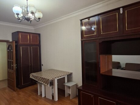 Сдаётся 2-комнатная квартира в старом фонде, Yeni Yasamal, 45 м², 500 AZN/мес, фото 4 / 12