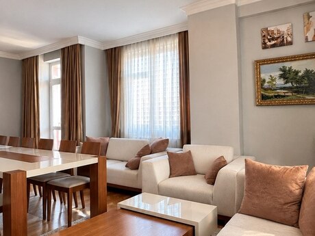 Elmlər Akademiyasında 4 otaqlı yeni tikili mənzil satılır, 185 m², 470 000 AZN, şəkil 2 / 12