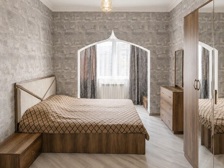 Memar Əcəmidə 2 otaqlı köhnə tikili mənzil kirayə verilir, 75 m², 700 AZN/ay, şəkil 4 / 12