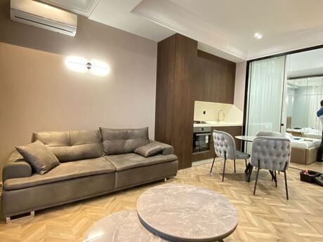İçəri Şəhərdə 2 otaqlı yeni tikili mənzil kirayə verilir, 65 m², 1 100 AZN/ay, şəkil 2 / 12