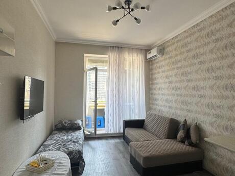 1 otaq · 35 m² · 6/20 mərtəbə, 20 Yanvar