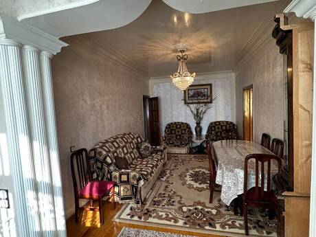 5-room old-build apartment for sale in Xətai, 125 m², 240 000 AZN, photo 2 / 12