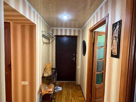 İnşaatçılarda 3 otaqlı köhnə tikili mənzil kirayə verilir, 70 m², 750 AZN/ay, şəkil 4 / 9