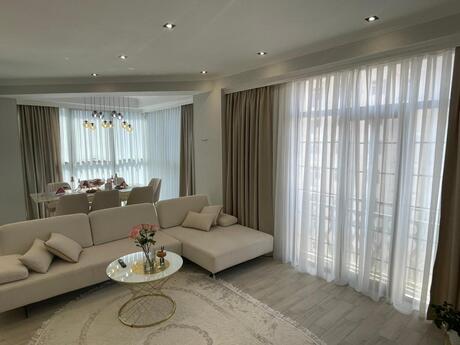 Triumph Palace kompleksində 3 otaqlı yeni tikili mənzil satılır, 113 m², 450 000 AZN, şəkil 3 / 12