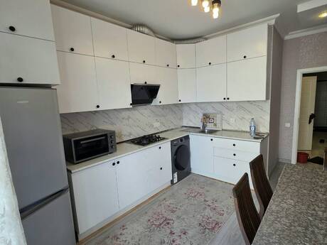 2-room new-build apartment for rent in Grand Hayat residence, 108 m², 1 000 AZN/mo, photo 3 / 12