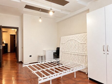 3-room new-build apartment for sale in İnşaatçılar, 168 m², 440 000 AZN, photo 5 / 8
