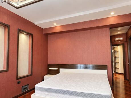 3-room new-build apartment for sale in İnşaatçılar, 168 m², 440 000 AZN, photo 3 / 8