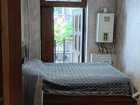 Memar Əcəmidə 3 otaqlı köhnə tikili mənzil satılır, 85 m², 180 000 AZN, şəkil 4 / 7