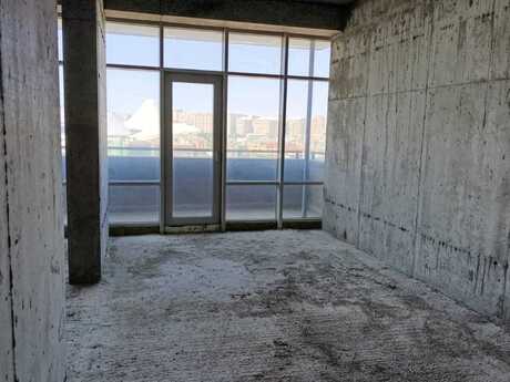 Elan №6562280 - Bakı, Şah İsmayıl Xətai m., 20 otaqlı, 300 m²