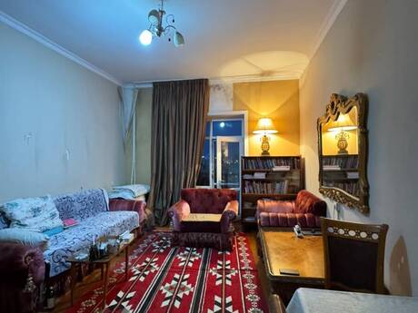İçəri Şəhərdə 4 otaqlı köhnə tikili mənzil satılır, 85 m², 265 000 AZN, şəkil 2 / 12