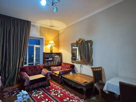 İçəri Şəhərdə 4 otaqlı köhnə tikili mənzil satılır, 85 m², 265 000 AZN, şəkil 3 / 12