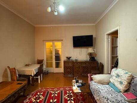 İçəri Şəhərdə 4 otaqlı köhnə tikili mənzil satılır, 85 m², 265 000 AZN, şəkil 4 / 12