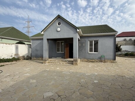 4 otaq · 135 m²
