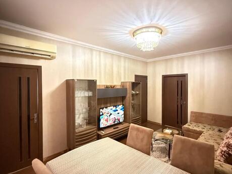 2-room old-build apartment for sale in Azadlıq Prospekti, 48 m², 138 500 AZN, photo 2 / 9
