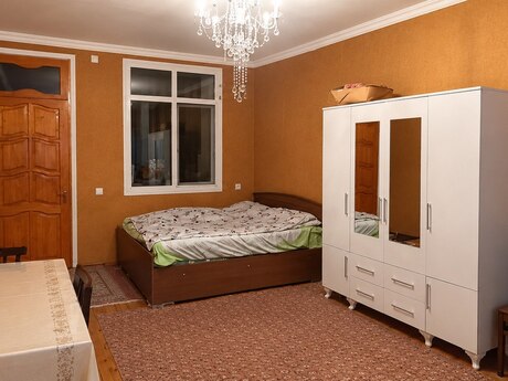 NZSda 3 otaqlı köhnə tikili mənzil satılır, 130 m², 125 000 AZN, şəkil 2 / 9