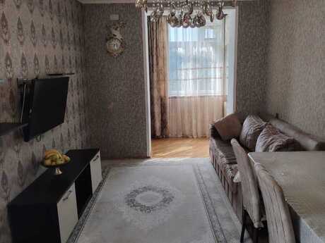 2-room old-build apartment for sale in Binəqədi, 70 m², 205 000 AZN, photo 2 / 10
