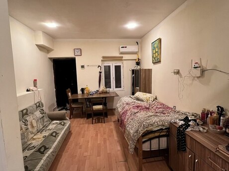 28 Mayda 1 otaqlı köhnə tikili mənzil kirayə verilir, 18 m², 400 AZN/ay, şəkil 5 / 5