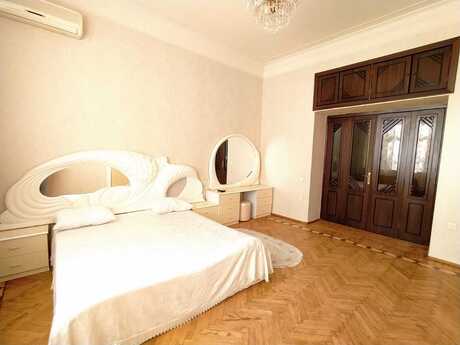 Sahildə 3 otaqlı köhnə tikili mənzil kirayə verilir, 100 m², 1 000 AZN/ay, şəkil 3 / 12
