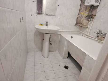 2-room old-build apartment for rent in Bakıxanov, 55 m², 500 AZN/mo, photo 5 / 7