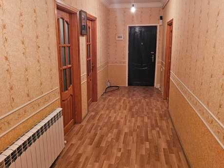 Badamdarda 4 otaqlı köhnə tikili mənzil kirayə verilir, 105 m², 750 AZN/ay, şəkil 5 / 12