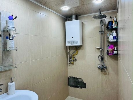 3-room old-build apartment for sale in Həzi Aslanov, 85 m², 193 000 AZN, photo 5 / 12