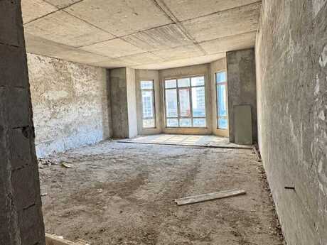 Продаётся 4-комнатная квартира в новостройке, Səbail, 196 м², 390 000 AZN, фото 2 / 8