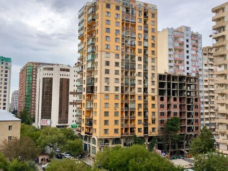 Elan №6562592 - Bakı, Nərimanov r., 4 otaqlı, 188 m², 10/18 mərtəbə