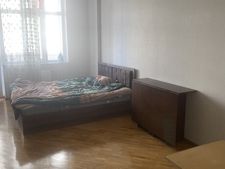 Продаётся 2-комнатная квартира в новостройке, Nəsimi, 68 м², 180 000 AZN, фото 2 / 8