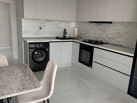 Sahildə 2 otaqlı yeni tikili mənzil kirayə verilir, 65 m², 1 250 AZN/ay, şəkil 2 / 9
