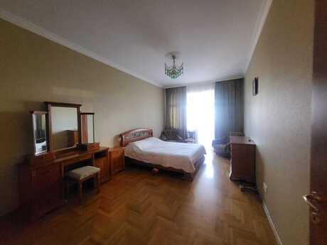 Сдаётся 4-комнатная квартира в новостройке, Nizami, 170 м², 1 300 AZN/мес, фото 5 / 12
