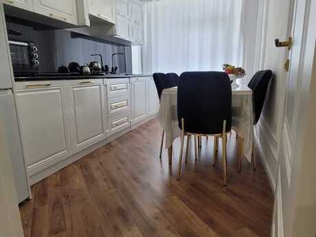 Bakıxanovda 3 otaqlı yeni tikili mənzil satılır, 115 m², 232 000 AZN, şəkil 2 / 12