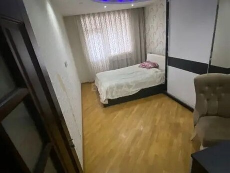 Kosmos kompleksində 3 otaqlı yeni tikili mənzil kirayə verilir, 169 m², 950 AZN/ay, şəkil 2 / 12