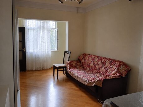 Dərnəgüldə 2 otaqlı köhnə tikili mənzil satılır, 43 m², 143 000 AZN, şəkil 2 / 9