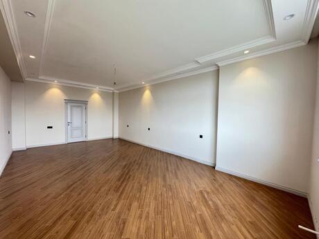 Memar Əcəmidə 4 otaqlı yeni tikili mənzil satılır, 200 m², 380 000 AZN, şəkil 4 / 12