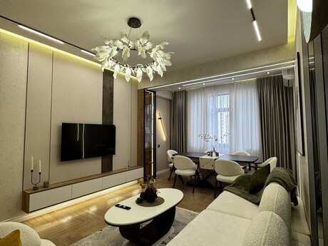 3 rooms · 117 m² · floor 8/17, Grand Narimanov