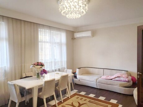 2 otaqlı mənzil, 115 m², Nizami, 360 000 AZN