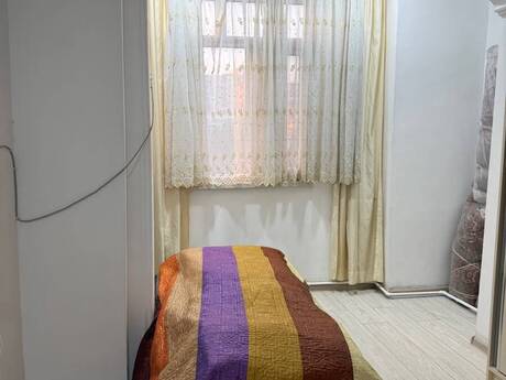 Neftçilərdə 2 otaqlı köhnə tikili mənzil satılır, 48 m², 130 000 AZN, şəkil 2 / 6