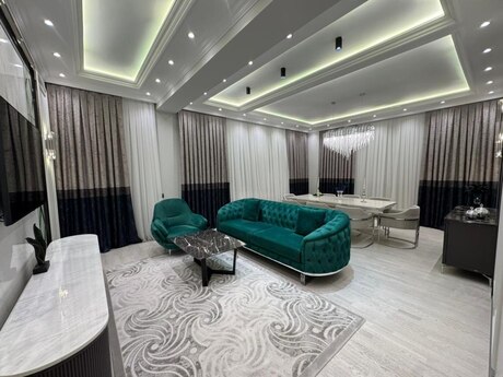 Сдаётся 3-комнатная квартира в новостройке, Elmlər Akademiyası, 120 м², 3 200 AZN/мес, фото 2 / 12