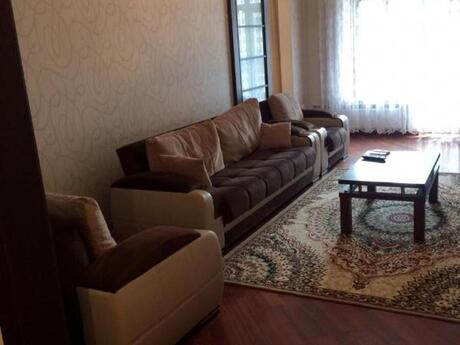 2 otaq · 110 m² · 4/18 mərtəbə, Şah İsmayıl Xətai