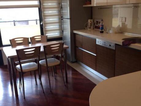 Şah İsmayıl Xətaidə 2 otaqlı yeni tikili mənzil kirayə verilir, 110 m², 1 200 AZN/ay, şəkil 2 / 10