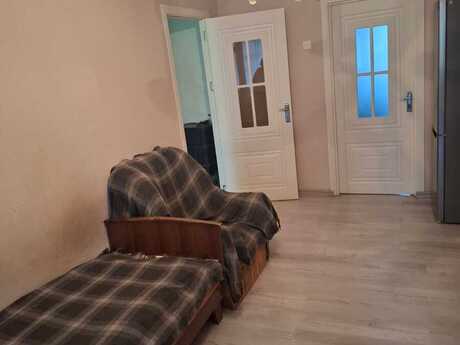İnşaatçılarda 2 otaqlı köhnə tikili mənzil satılır, 56 m², 139 000 AZN, şəkil 3 / 12
