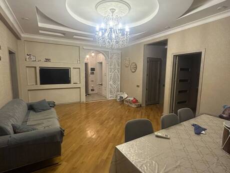 Elan №6562860 - Xırdalan, Xırdalan, 5 otaqlı, 135 m², 6/10 mərtəbə